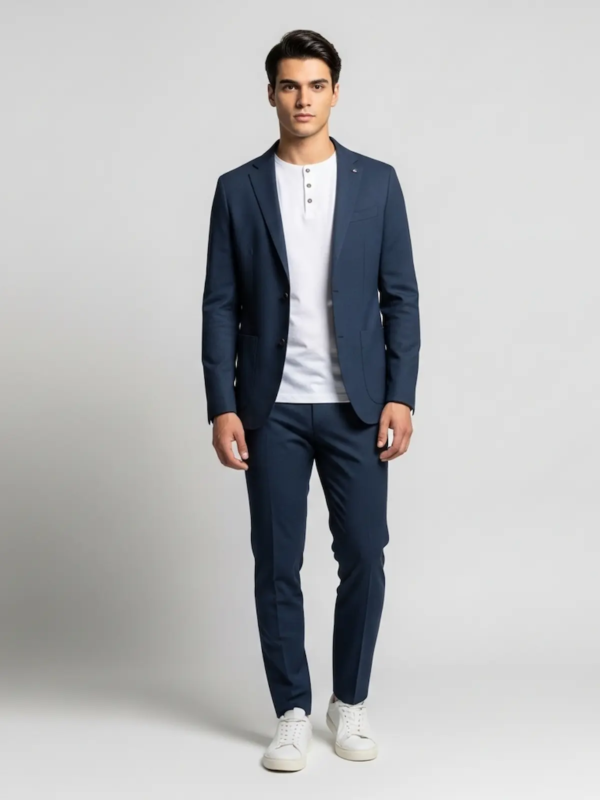 Men’s Front Office suit featuring a minimal silhouette and tailored fit.