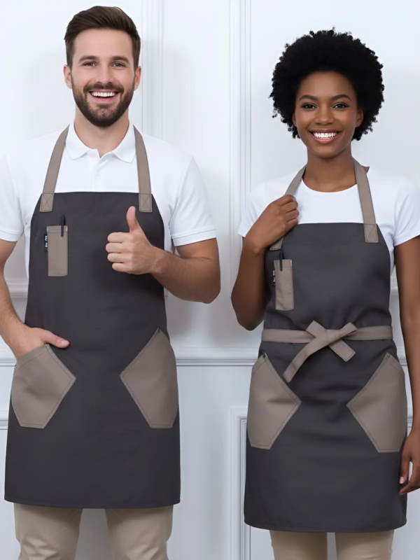 Unisex waiter apron featuring dual-tone contrast and ergonomic front pockets for maximum utility.